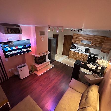 2-Bedroom, 2-Bathroom With Fireplace And Garden At Winslow Infinity Bansko Exteriör bild