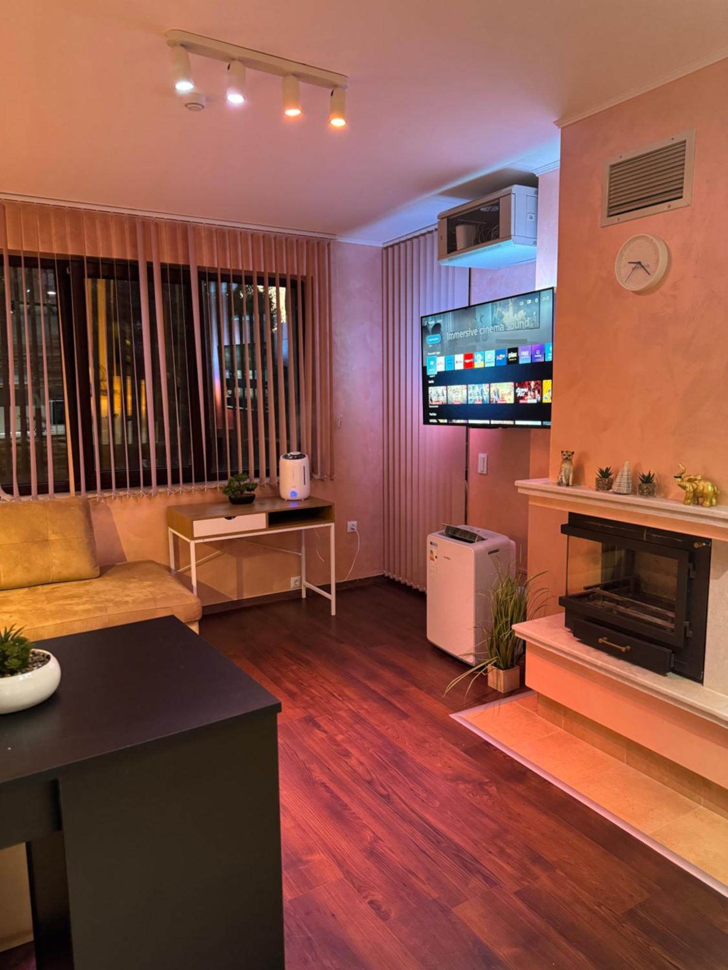 2-Bedroom, 2-Bathroom With Fireplace And Garden At Winslow Infinity Bansko Exteriör bild