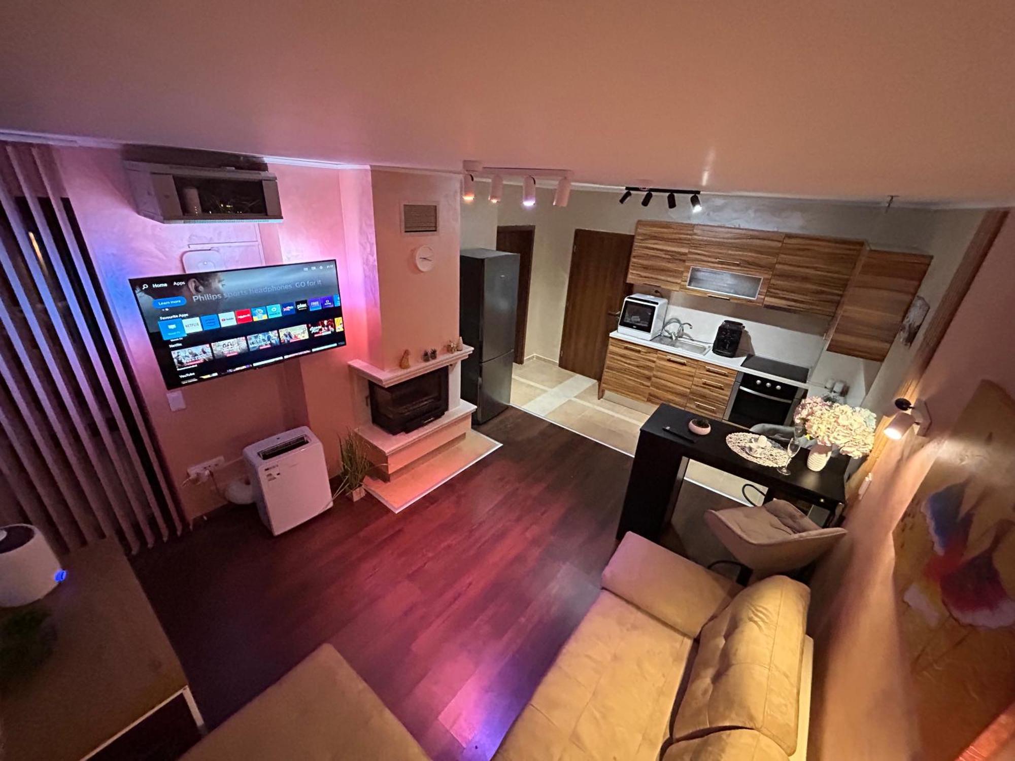 2-Bedroom, 2-Bathroom With Fireplace And Garden At Winslow Infinity Bansko Exteriör bild
