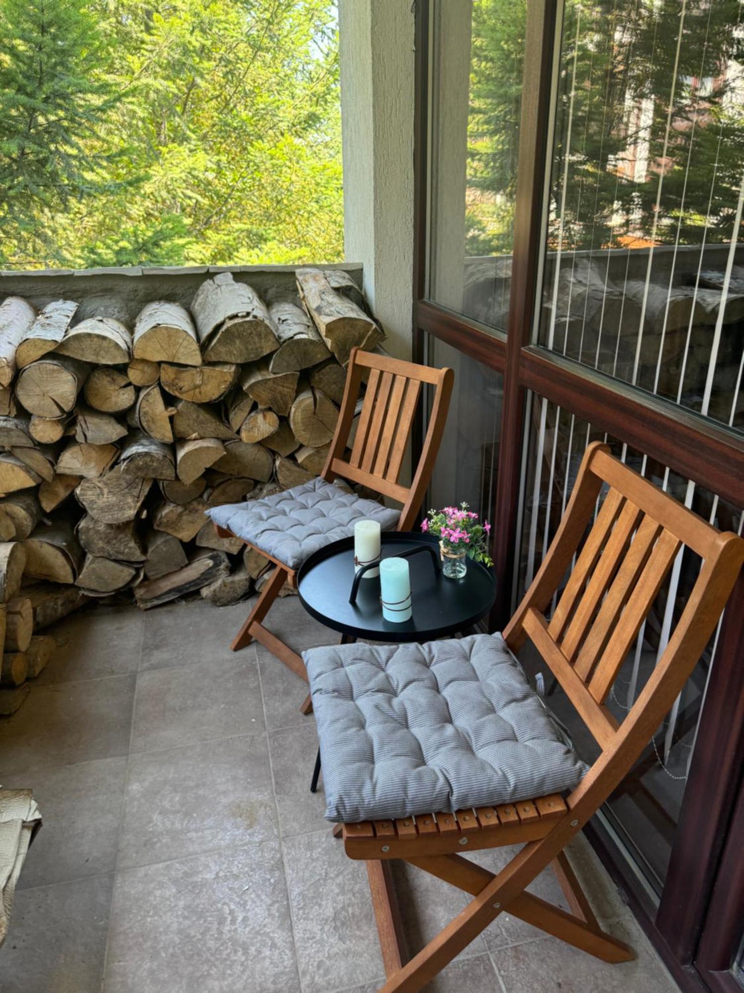 2-Bedroom, 2-Bathroom With Fireplace And Garden At Winslow Infinity Bansko Exteriör bild