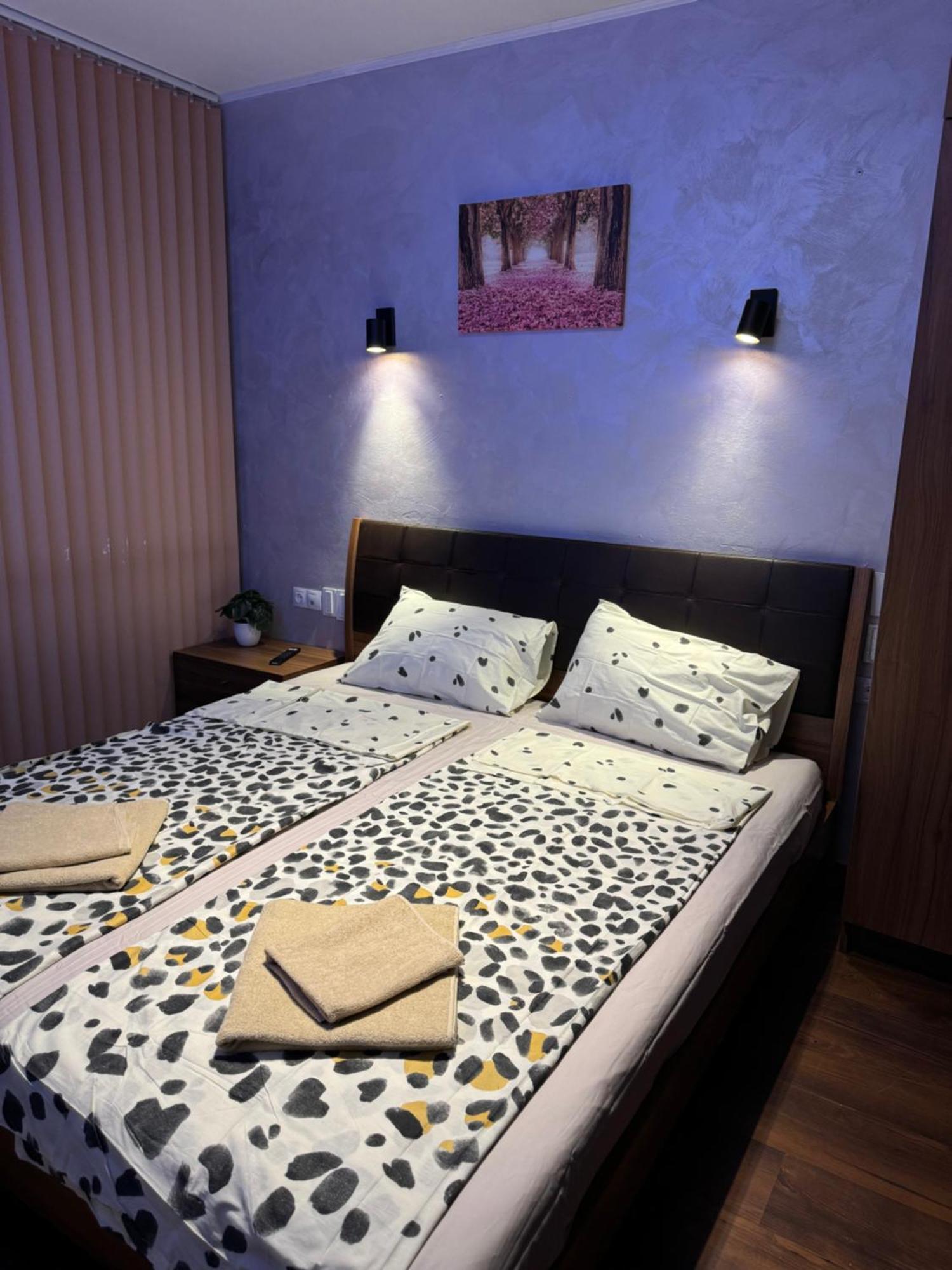 2-Bedroom, 2-Bathroom With Fireplace And Garden At Winslow Infinity Bansko Exteriör bild