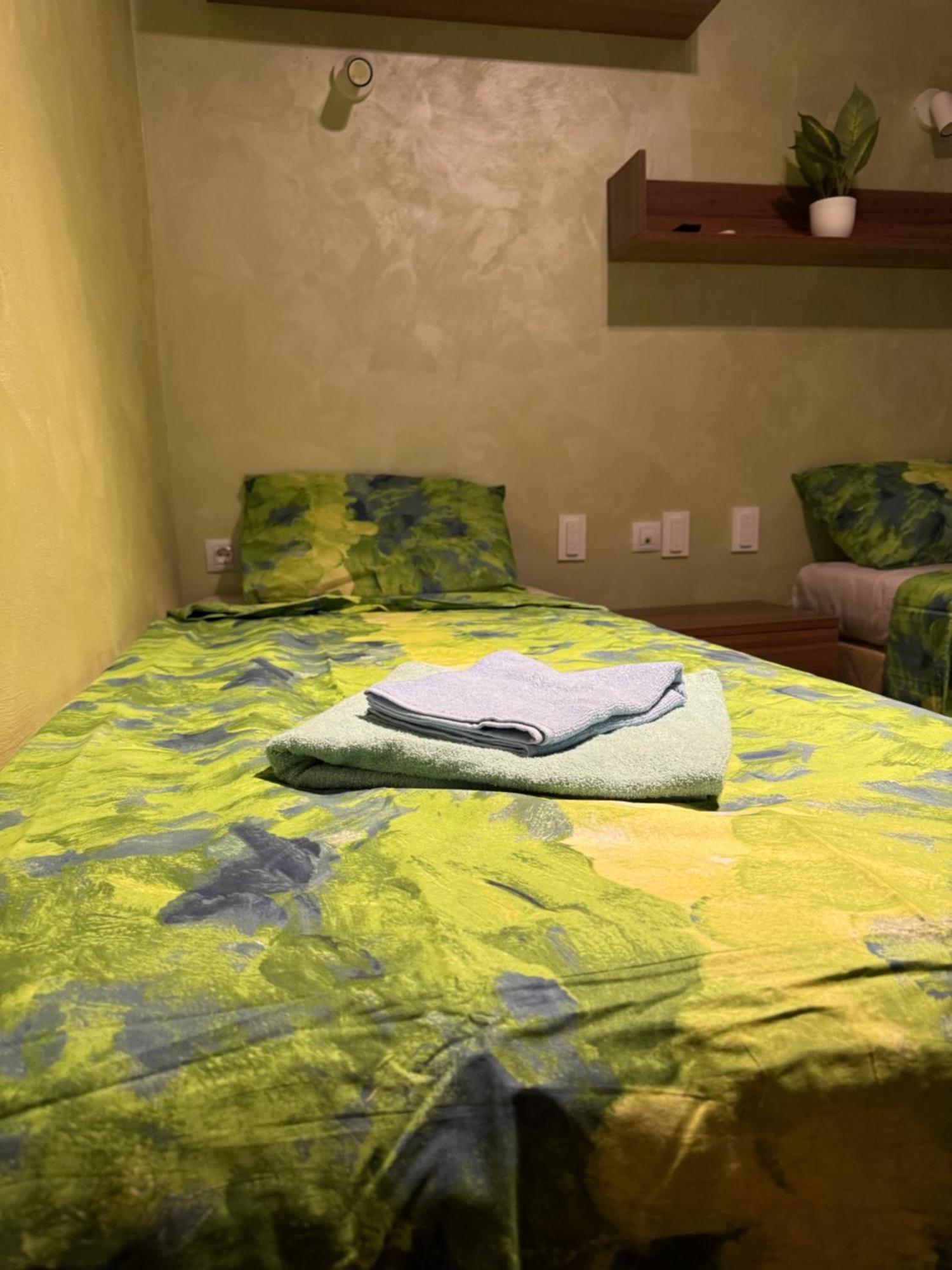 2-Bedroom, 2-Bathroom With Fireplace And Garden At Winslow Infinity Bansko Exteriör bild