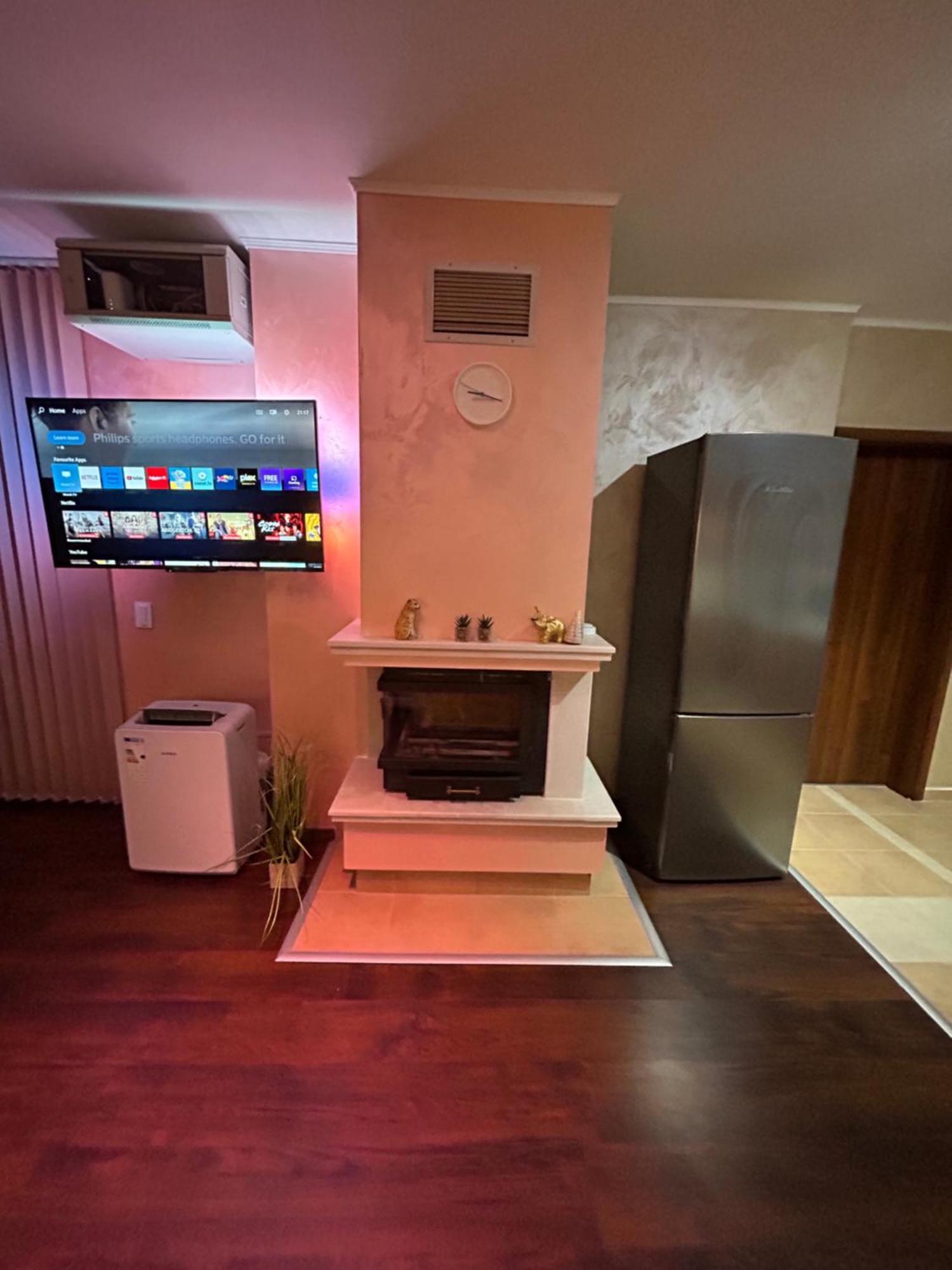 2-Bedroom, 2-Bathroom With Fireplace And Garden At Winslow Infinity Bansko Exteriör bild